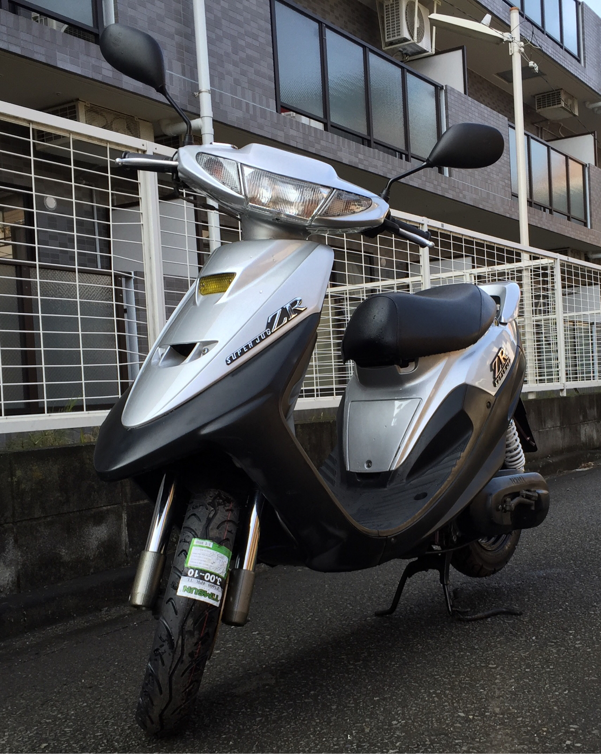 直送山梨発　スーパージョグZR バイク車体